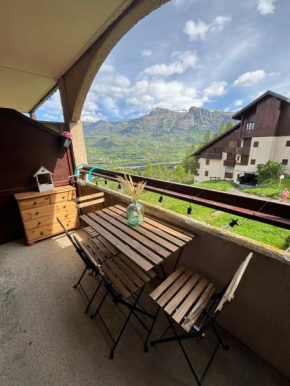 Studio confortable et chaleureux, vue magnifique